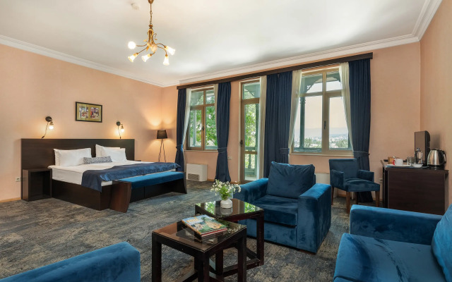 Hotel Bella Casa