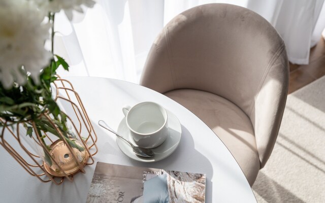 Апартаменты Red Apartments Миррор Эридан