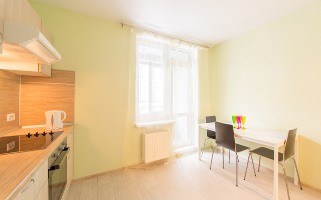 Na Kremenchugskoy 9k2 Apartments