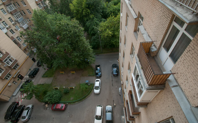 Kvartira ryadom s domom Brezhneva Apartments