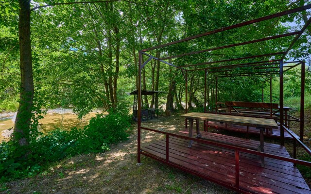 Semejnyij Guest house