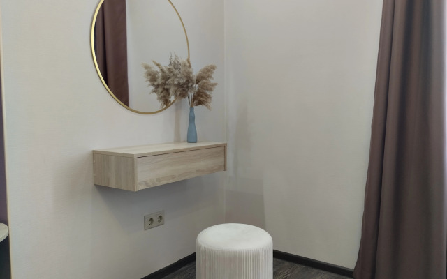 Na Malinovskogo 5B Flat