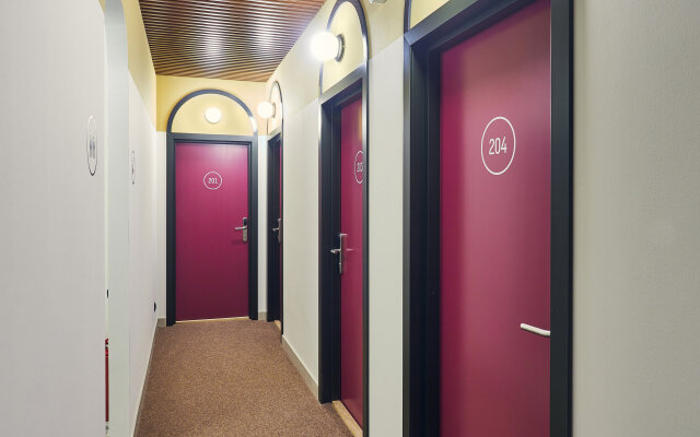 Отель Друзья Смарт