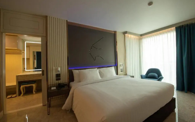 Pattaya Discovery Beach Hotel