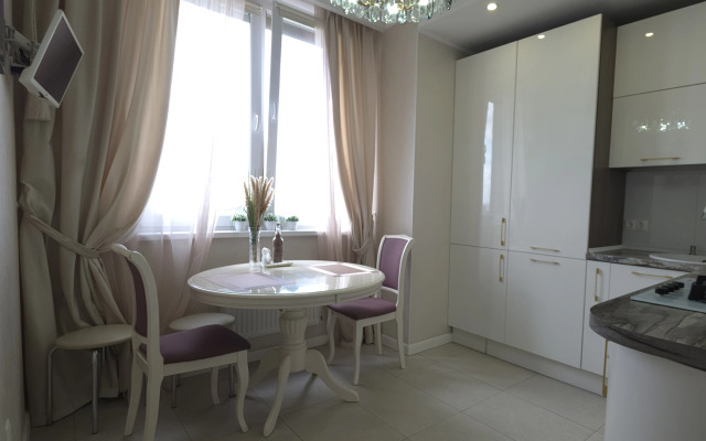 Astro Na Gorykogo Apartments