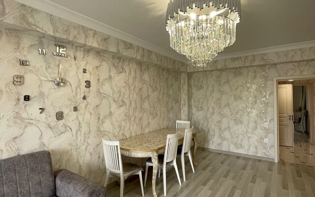 Апартаменты Двухкомнатные дизайнерские в центре Дербента