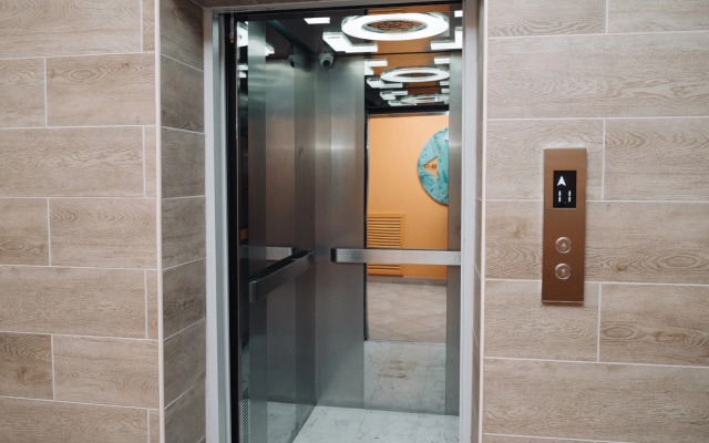 Na Ulitse Monastyrskoy 46 Flat