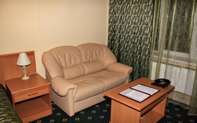 Kedr Hotel
