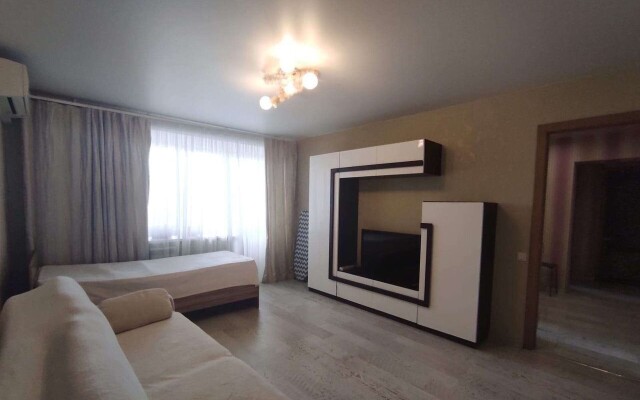 Квартира на проспекте Толбухина 21