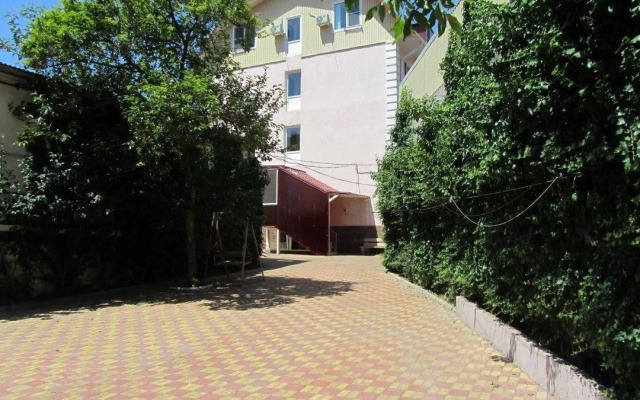 Novy Dom Guest House