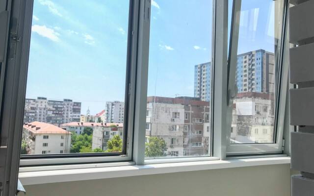 Studiya Na Pervoy Beregovoy Linii Apartments