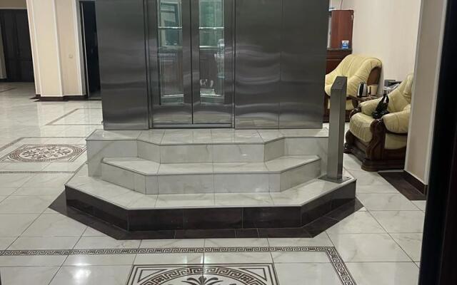 Alp Hotel