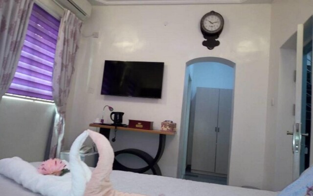 Spa Lavender Suites Hotel