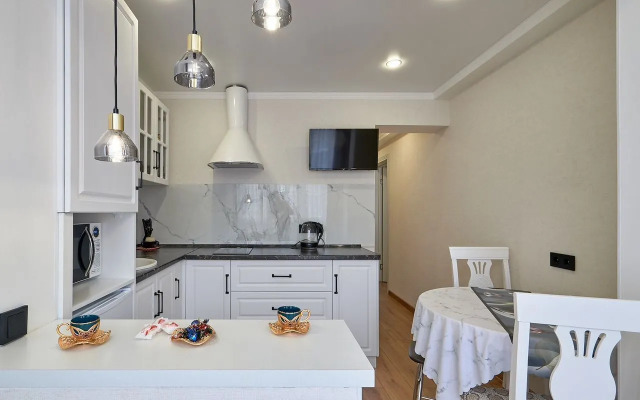Na Ulitse Karla Libknekhta 17 Flat