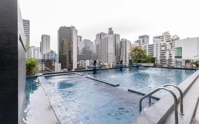 Отель Admiral Premier Bangkok