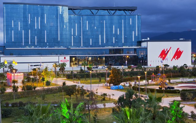 Отель Euphoria Batumi Convention & Casino Hotel
