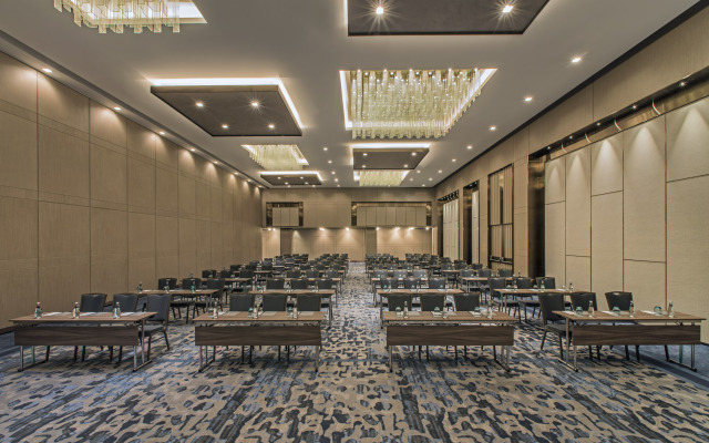 Renaissance Polat Istanbul Hotel