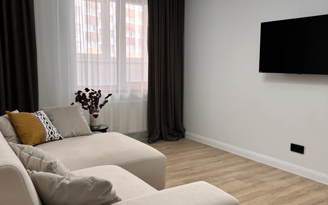 Exclusive Triplekh By Kliuchnikoff Flat