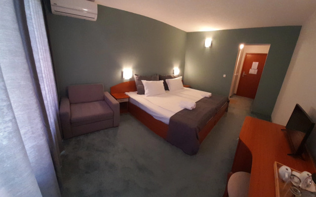 Отель Saga Ravda