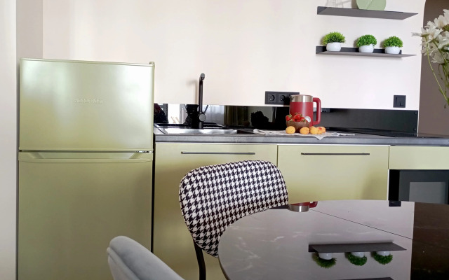 Liberty Biznes-Klass v Tsentre s Parkovochnym Mestom Apartments