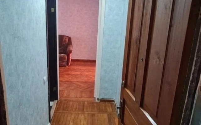 2kh Mestnaya Kvartira v Gagre Flat