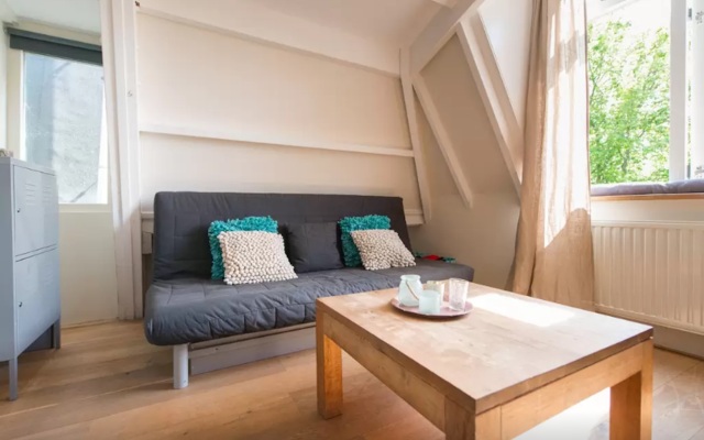 Short-Stay Apartments
