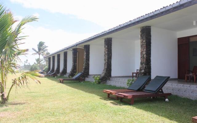 Club Koggala Village Hotel