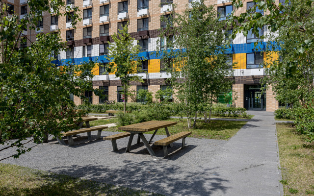 Uyutnaya S Vidom Na Park Ryadom S Metro Flat