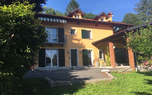 Donzhon Guest House