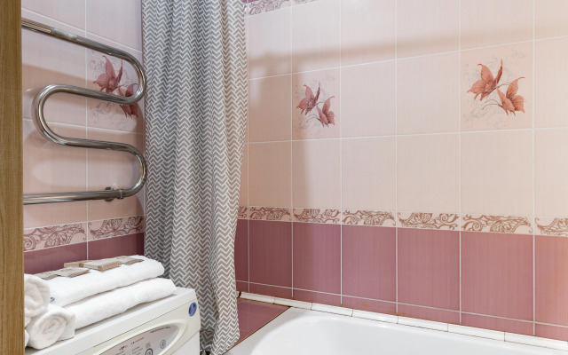 V tsentre SAMARYI Flat