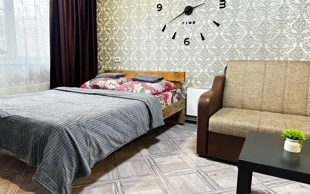 Квартира на Зварыгина 14