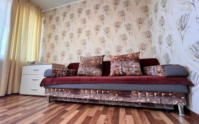 Apartment 2kv. Eastern Sukhodolskaya, 14