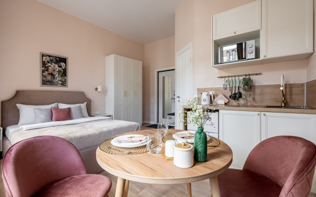 Квартира Rosy Flat рядом с Невским Проспектом