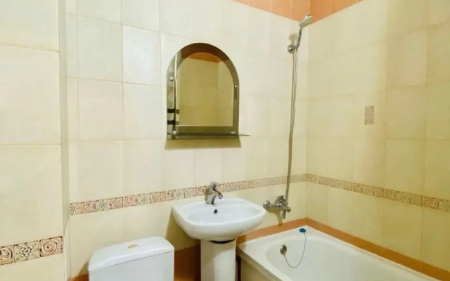 Pionerskaya 18 Flat