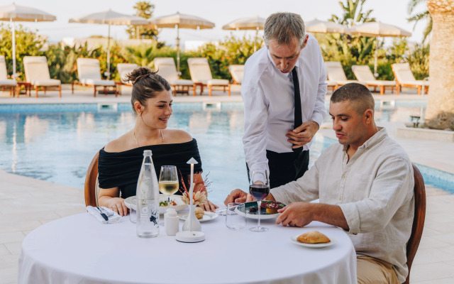 Отель Corsica & Spa Serena