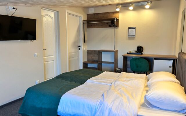 Aleon Hotel