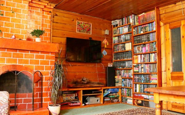 Ryizhaya Sova Guest House