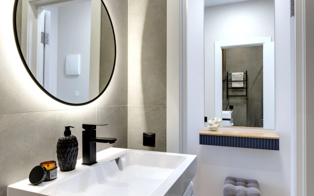 Апартаменты Уютная Студия у Метро Ботанический Сад