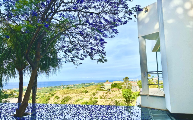 Бутик-отель Marbella Boutique Art Suites