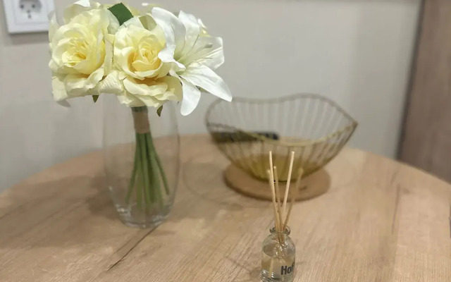 Studiya Chetyrekhmestnaya V Zhk Letniy Flat