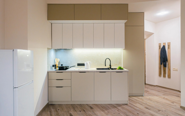 KeyGo #0107, 1 Bedroom, City Center Apartments