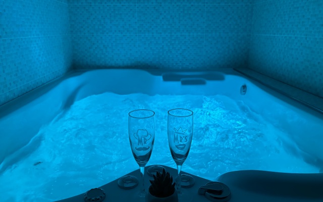 A spectacular romantic studio with a JACUZZI will leave an unforgettable impression ot Uyut i Komfort Nn