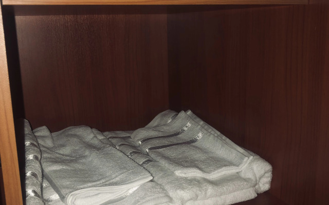 Uyutnaya 3-kh Komnatnaya Flat