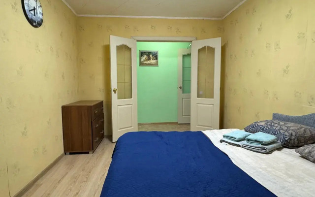Dvukhkomnatnye 1b Apartments