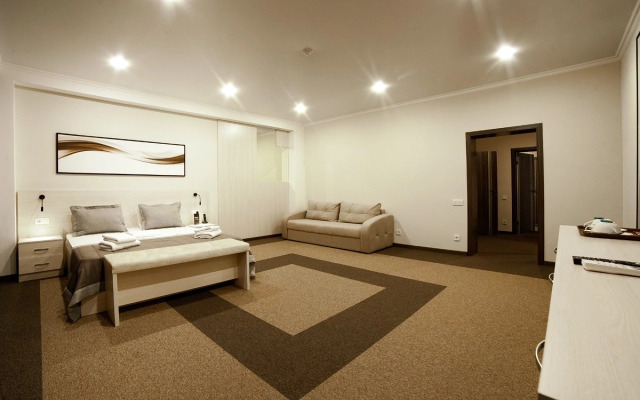 Meridian Hotel