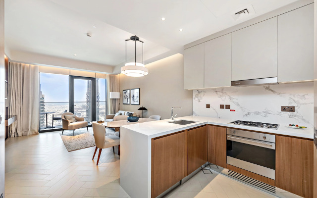 Sky View 1Bdr in Downtown Apartments