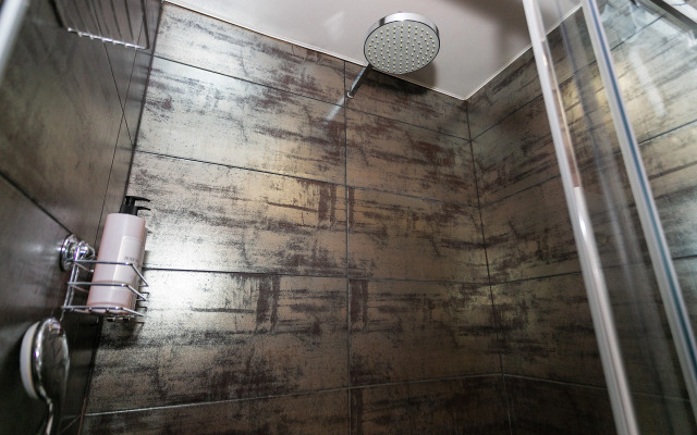 Квартира Большая Студия с Красивым Видом