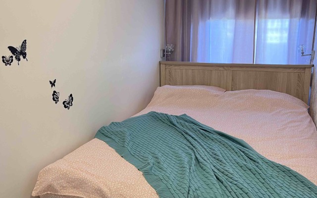 Malina Apartment 1 Komnatnaya Ryadom S Krokus Ekspo Flat