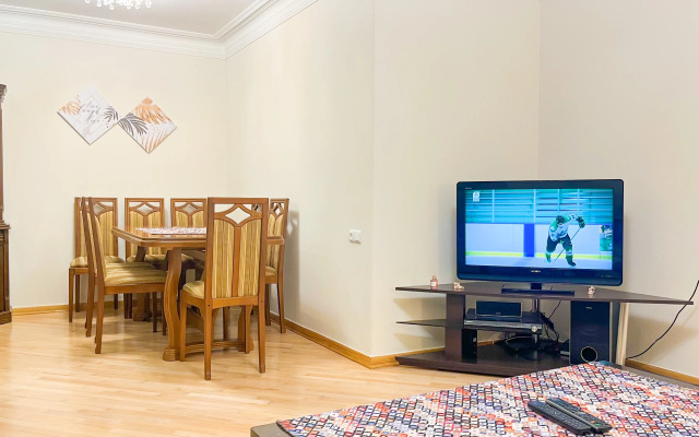 Na Vtorom Etazhe Apartments