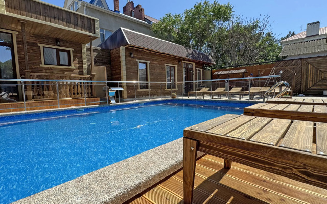 Na Krymskoy Guest House